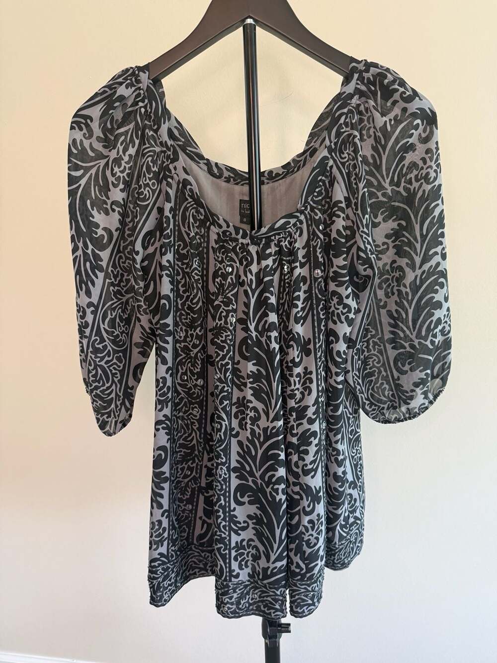 Nicole by Nicole Miller Black and White Paisley Blouse Top Size 8